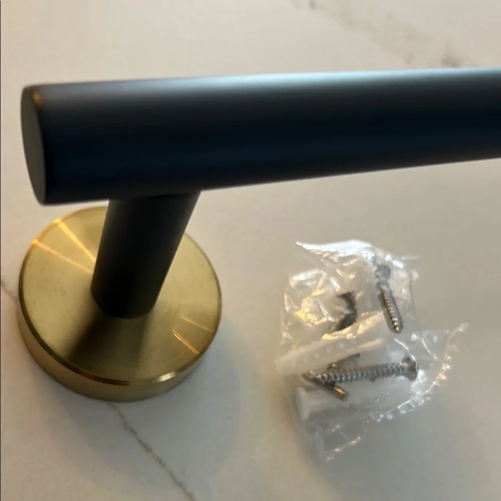 Elegant Black and Gold Towel Bar